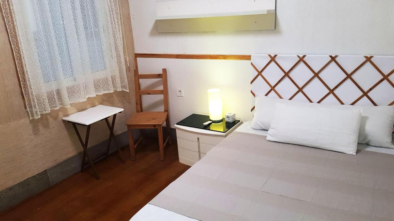 Apartament Sagrada Familia Bed and Breakfast Barcelona Exteriör bild